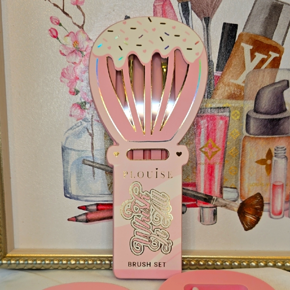P Louise Whisk It All 3 Pc Makeup Brush Set